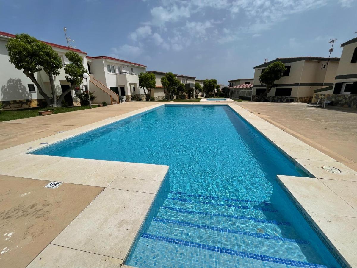 Forcat Apartamento Bajo Con Jardin Y Piscina Сьюдадела Экстерьер фото