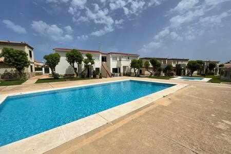 Forcat Apartamento Bajo Con Jardin Y Piscina Сьюдадела Экстерьер фото